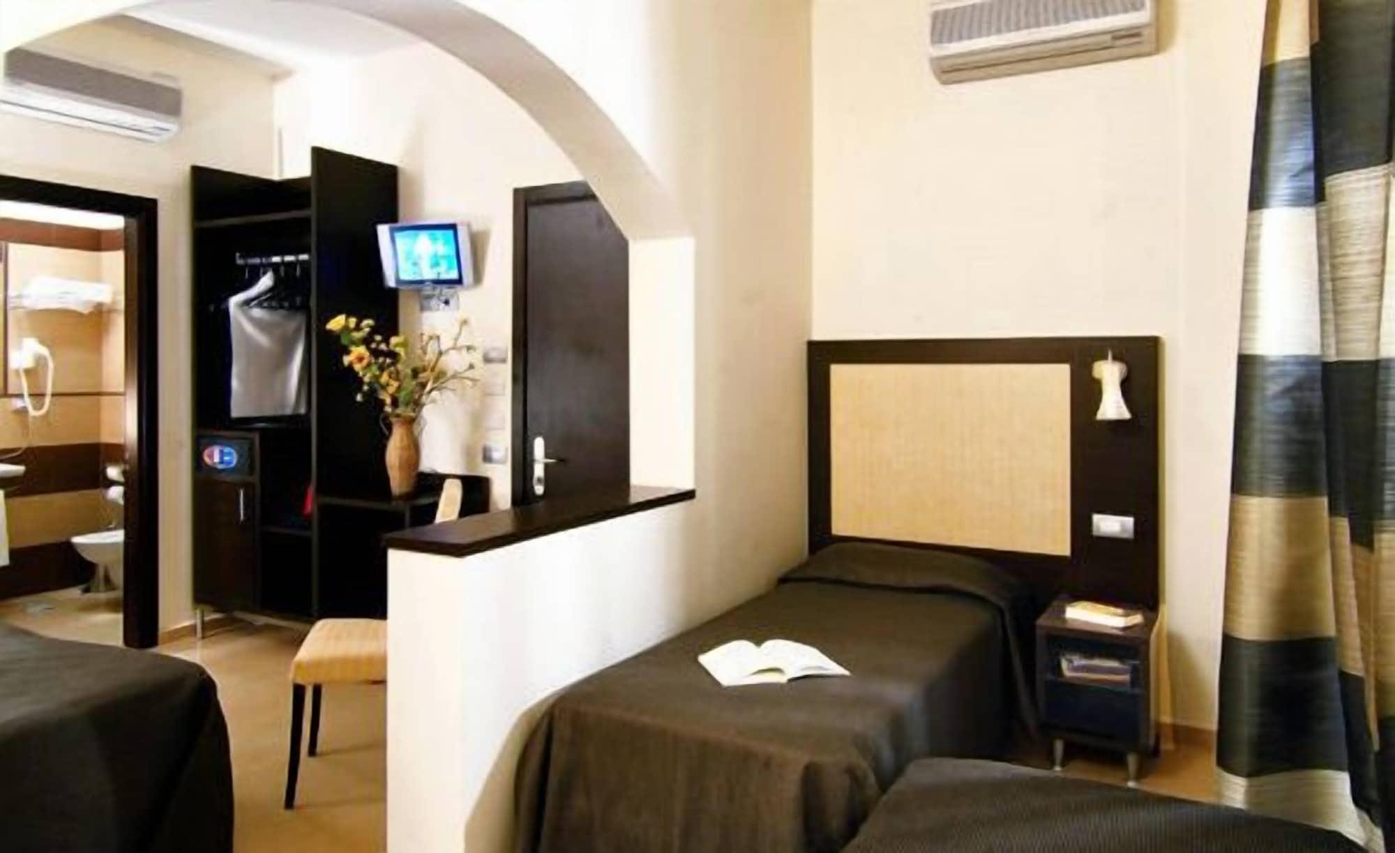 Hotel Dei Mille Rome Extérieur photo