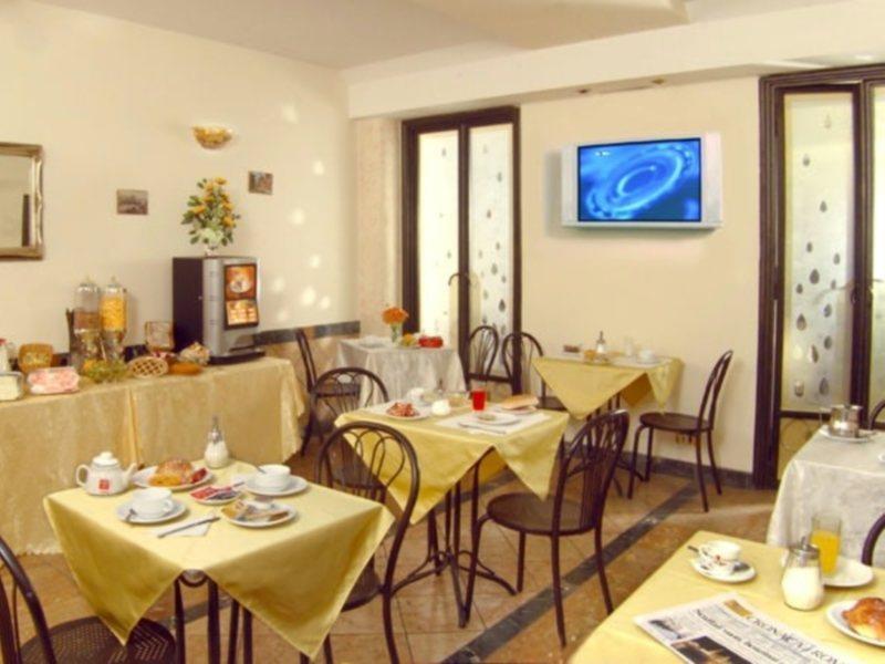 Hotel Dei Mille Rome Extérieur photo